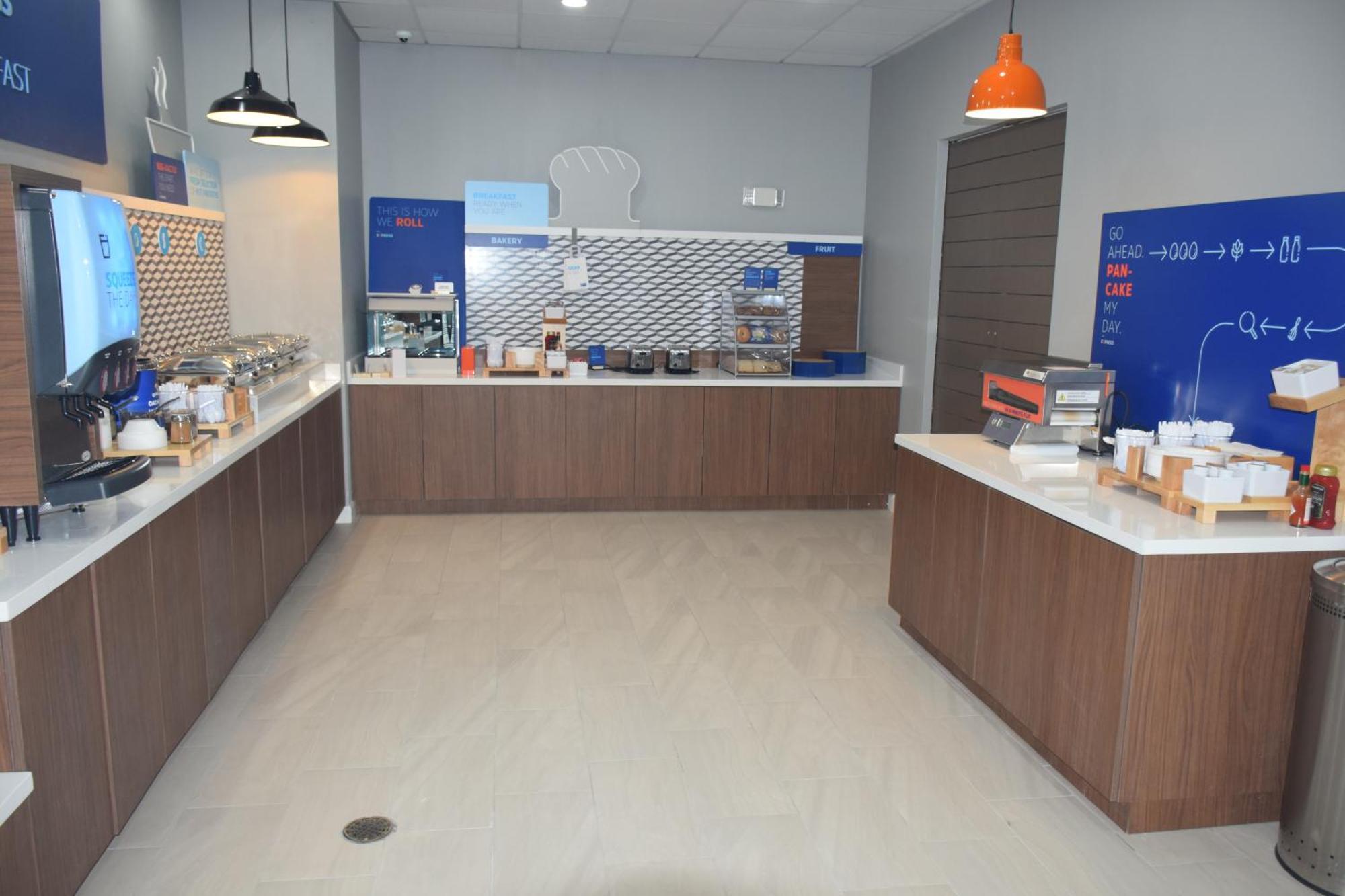 Holiday Inn Express Corpus Christi - Beachfront By Ihg Exterior foto